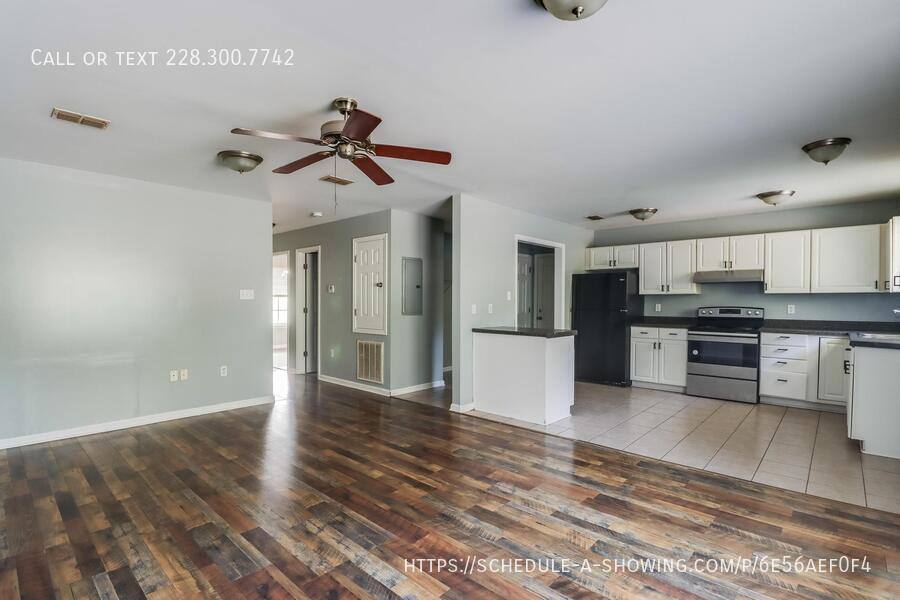 Apartment for rent at 124 30th 1 2 St #B, Gulfport, MS 39507