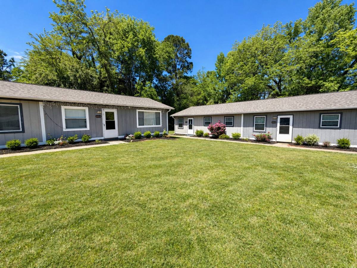 Apartment for rent at 101 McKellar Hill #C, Greenwood, SC 29649