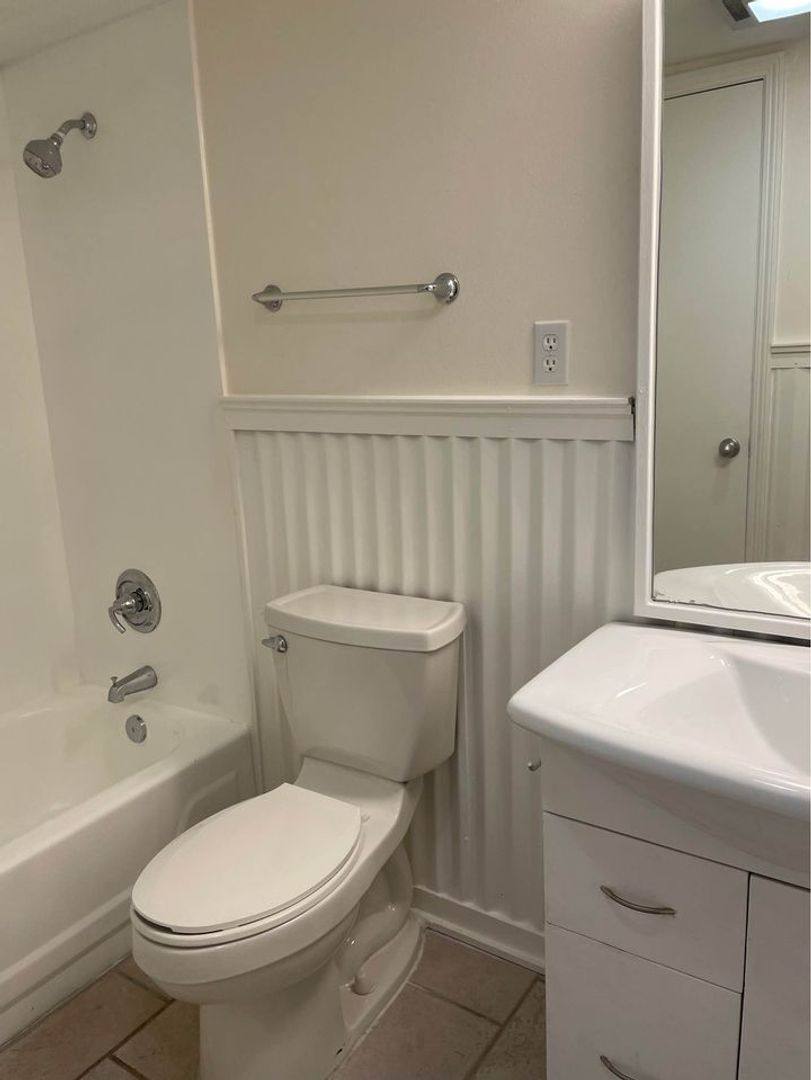 Apartment for rent at 2500 Houma Blvd, Metairie, LA 70005