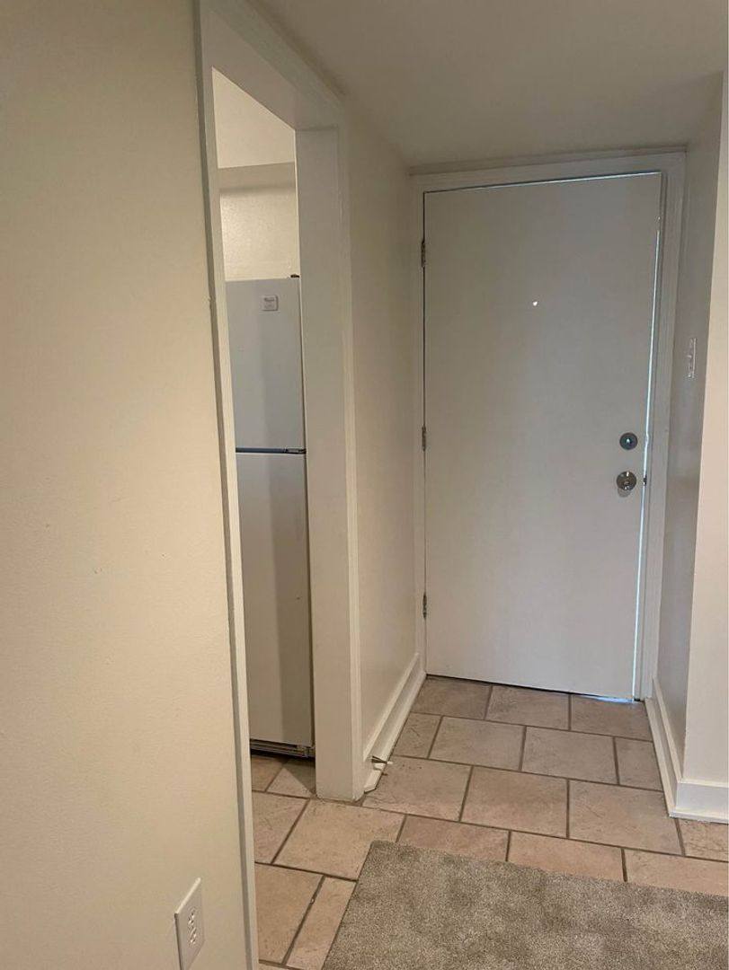 Apartment for rent at 2500 Houma Blvd, Metairie, LA 70005