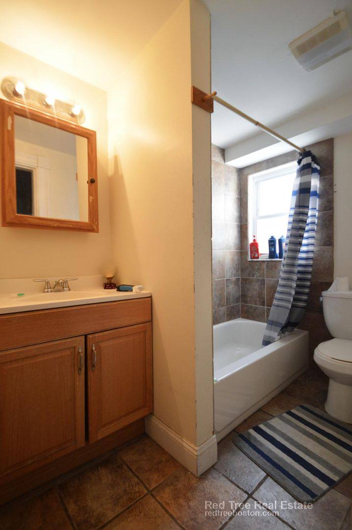 Apartment for rent at 19 Pratt St #2B, Allston, MA 02134