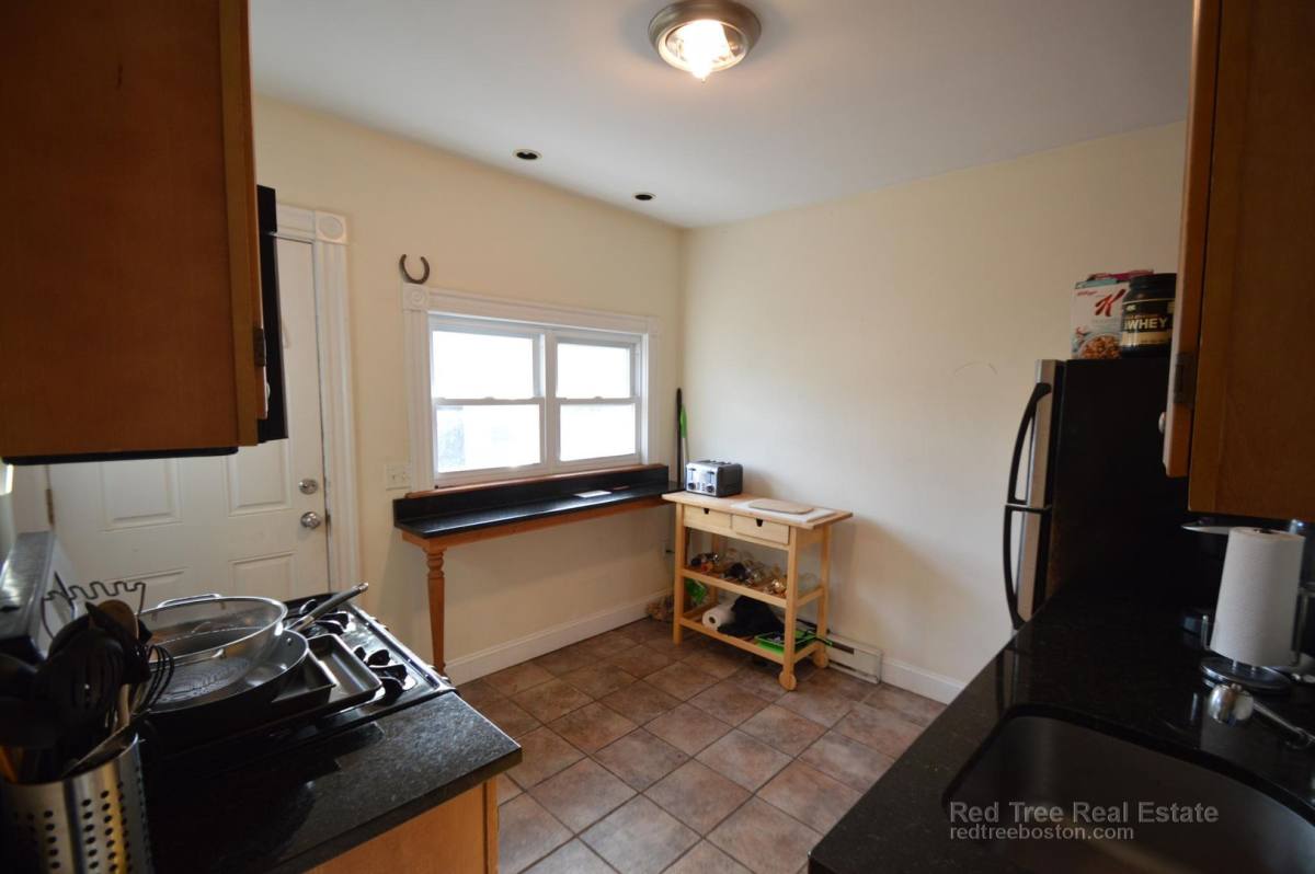 Apartment for rent at 19 Pratt St #2B, Allston, MA 02134