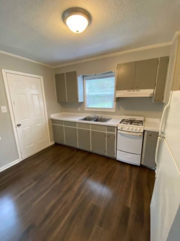 Apartment for rent at 100 McKellar Hill, Greenwood, SC 29649