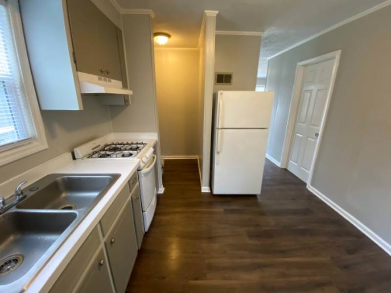 Apartment for rent at 100 McKellar Hill, Greenwood, SC 29649