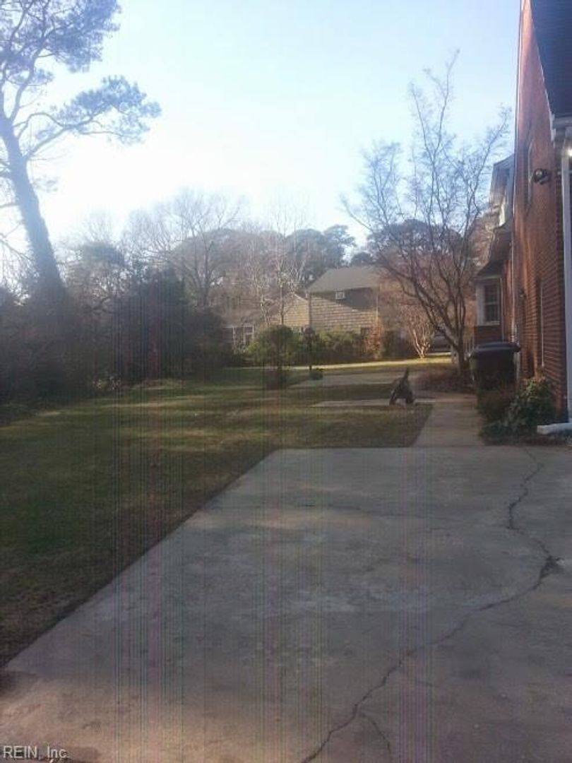House for rent at 5135 Lake Shores Rd, Virginia Beach, VA 23455