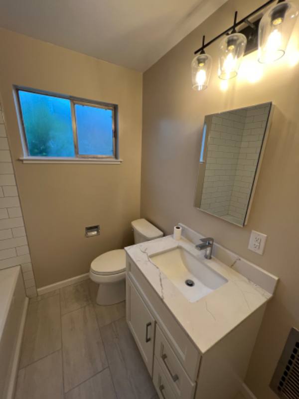 Apartment for rent at 1373 Columbia St, Pittsburg, CA 94565