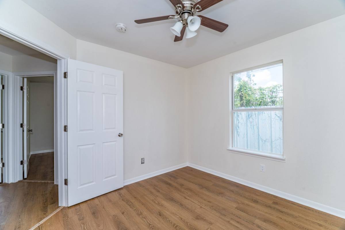 Townhouse for rent at 610 Virginia Blvd #2, San Antonio, TX 78203