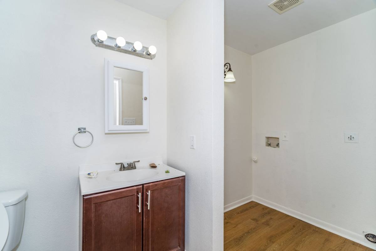 Townhouse for rent at 610 Virginia Blvd #2, San Antonio, TX 78203