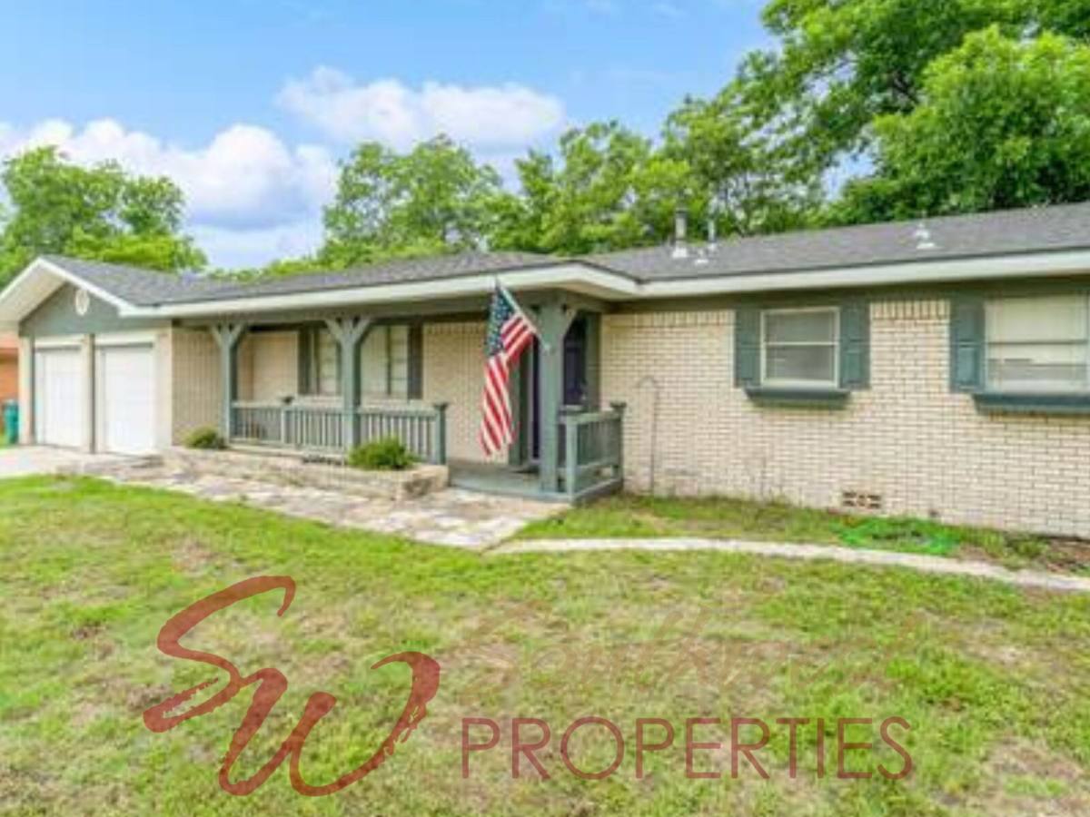 House for rent at 931 N Harbin Dr, Stephenville, TX 76401