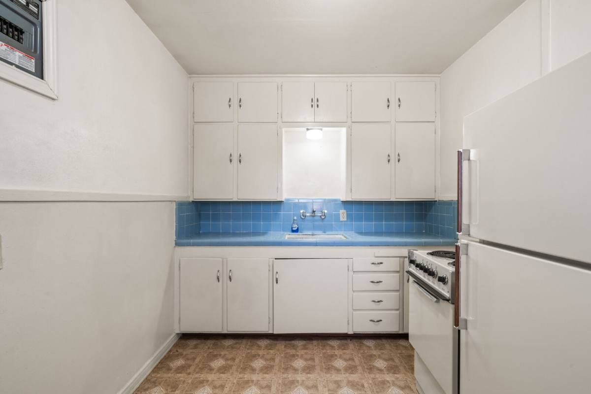 Townhouse for rent at 1718 46th St #B, Lubbock, TX 79412