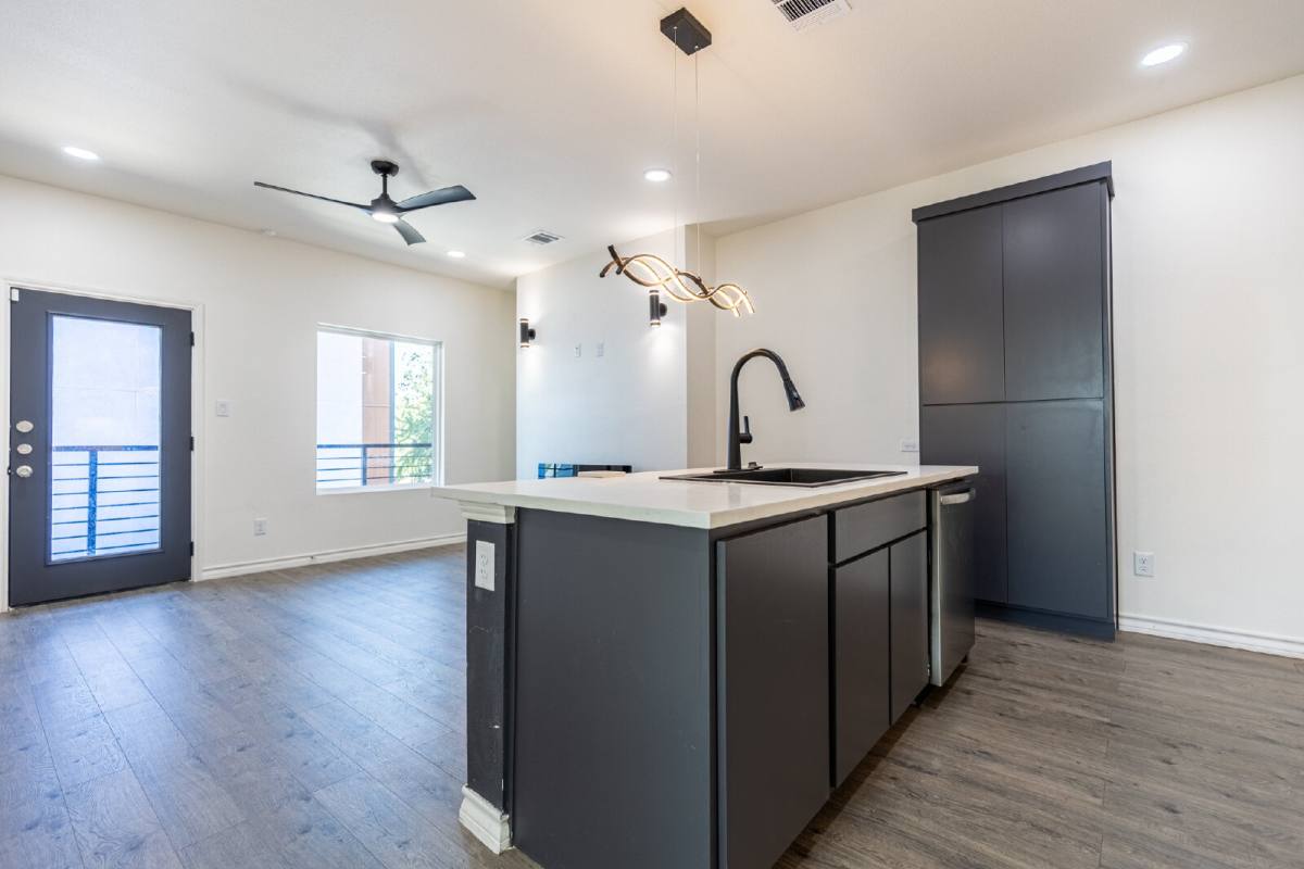 House for rent at 118 Shenandoah St #202, San Antonio, TX 78210