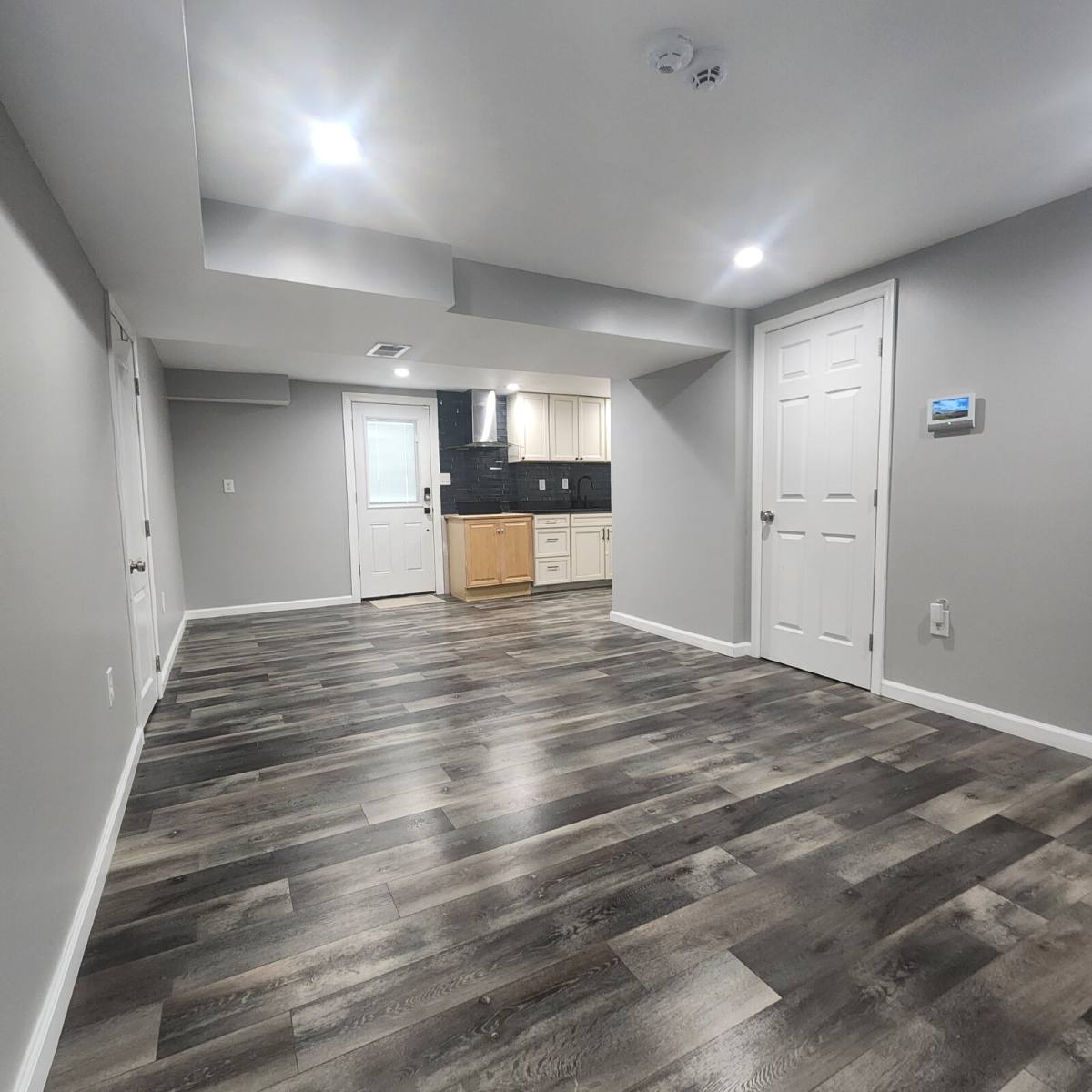 Apartment for rent at 6510 Killarney St, Clinton, MD 20735