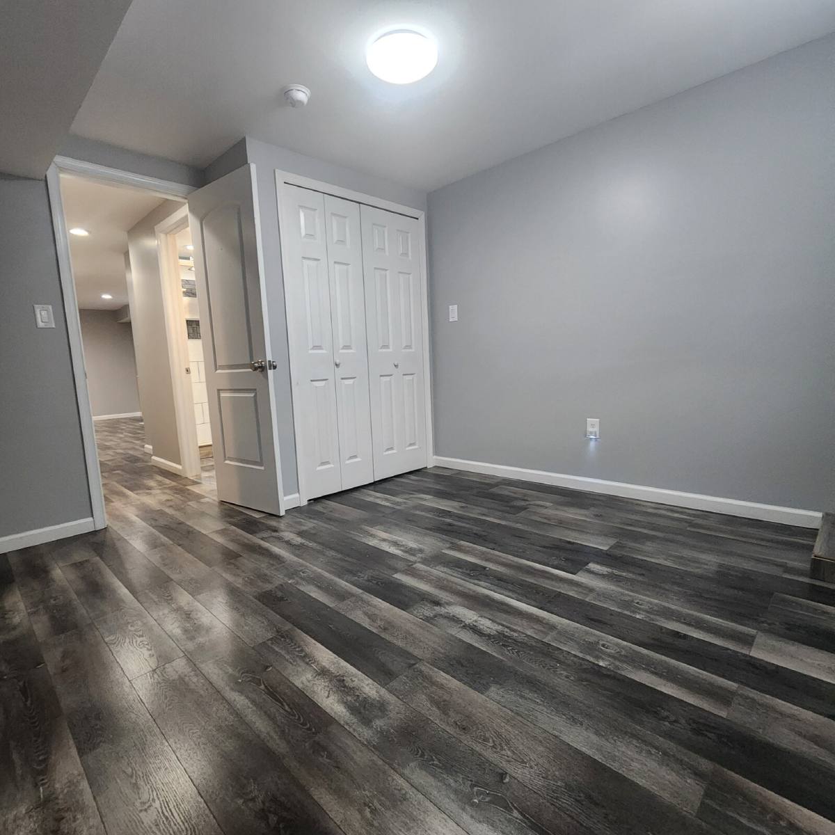 Apartment for rent at 6510 Killarney St, Clinton, MD 20735
