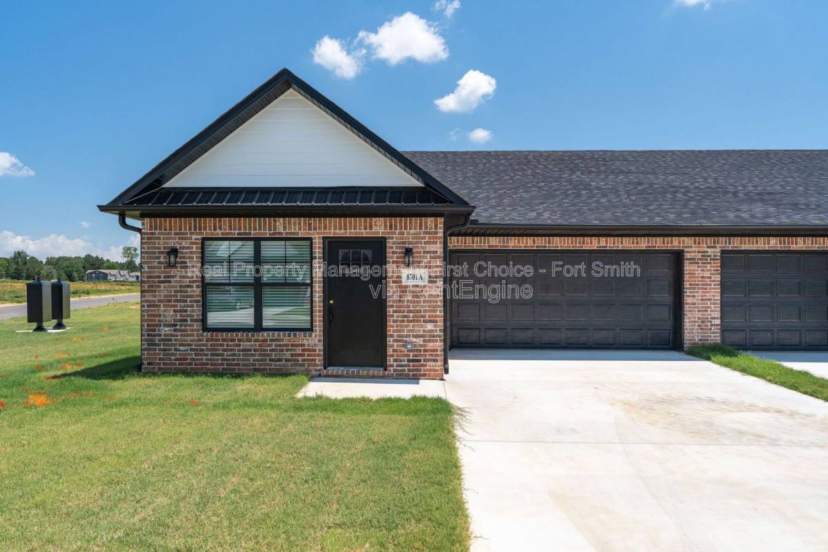 Apartment for rent at 8705 Cantera Dr #B, Fort Smith, AR 72916