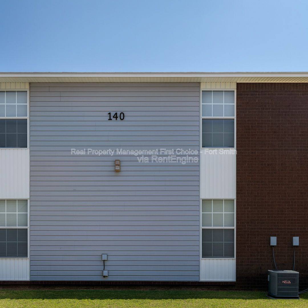 Apartment for rent at 140 Cedar Creek Court #5, Van Buren, AR 72956