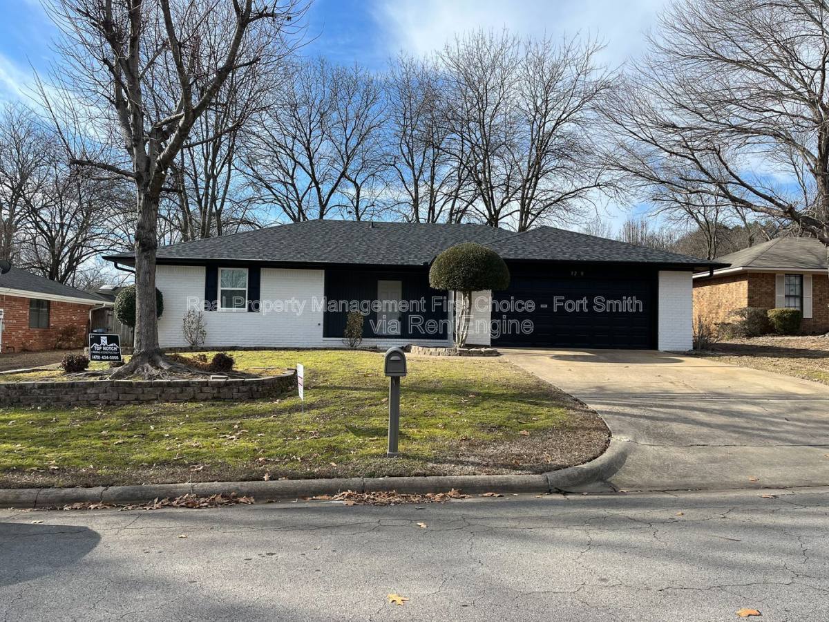 House for rent at 3200 S 56th St, Fort Smith, AR 72903
