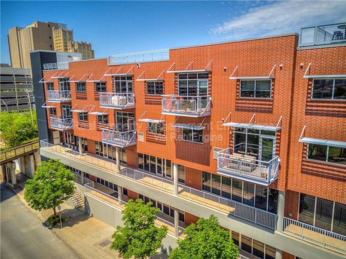 Apartment for rent at 1 NE 2nd St #304, Oklahoma City, OK 73104