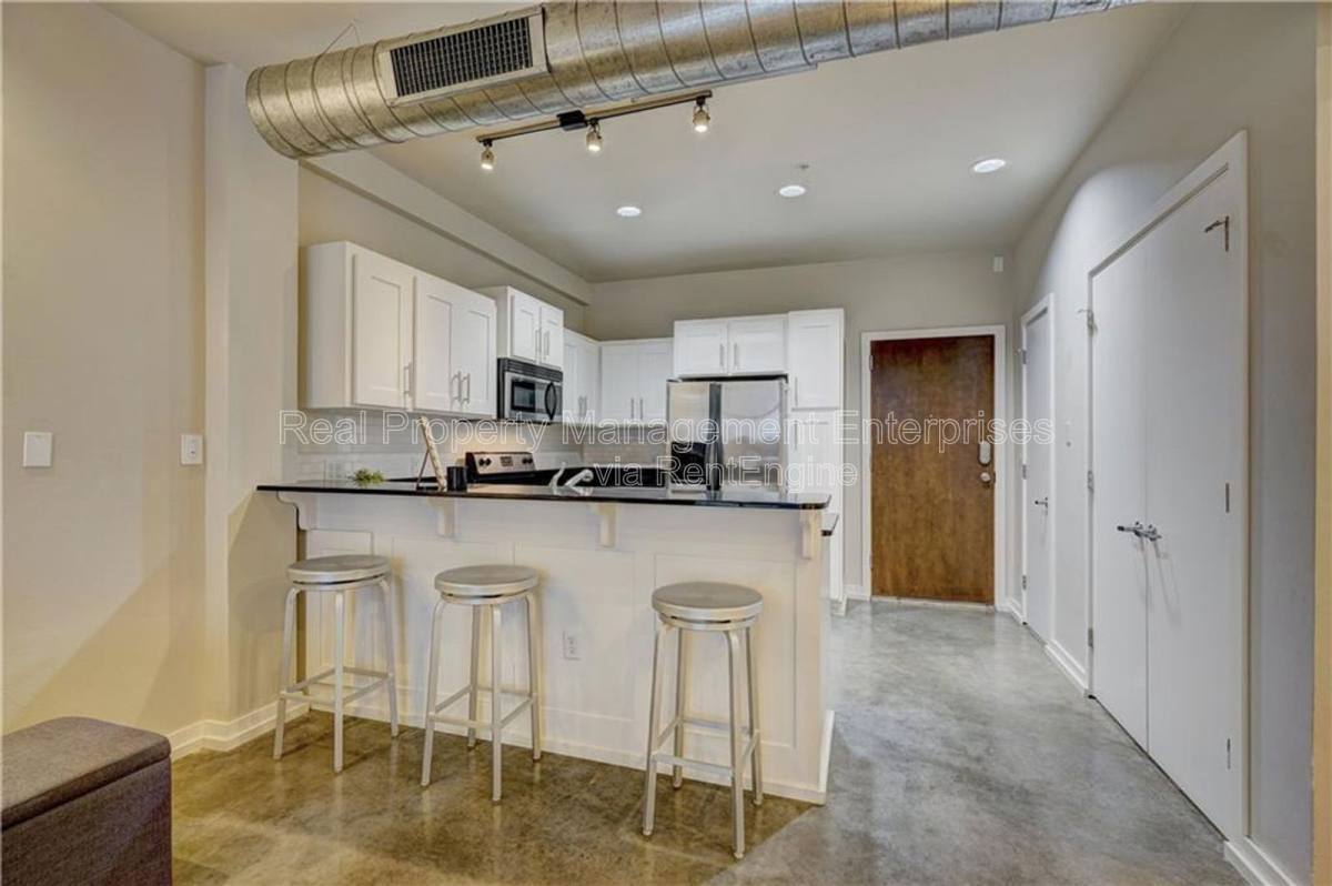 Apartment for rent at 1 NE 2nd St #304, Oklahoma City, OK 73104