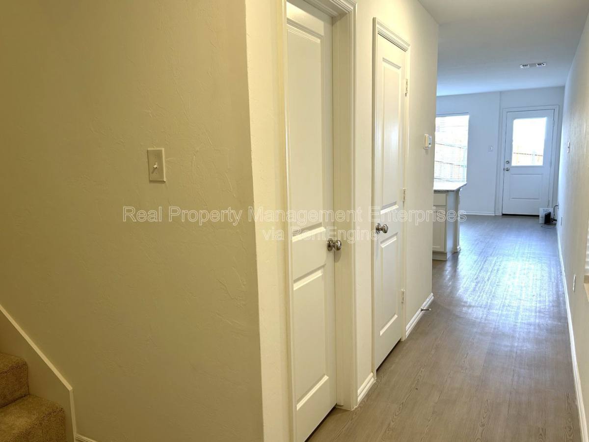 3231 NW 147th Terrace, Oklahoma City, OK 73134 - House For Rent - Image 8