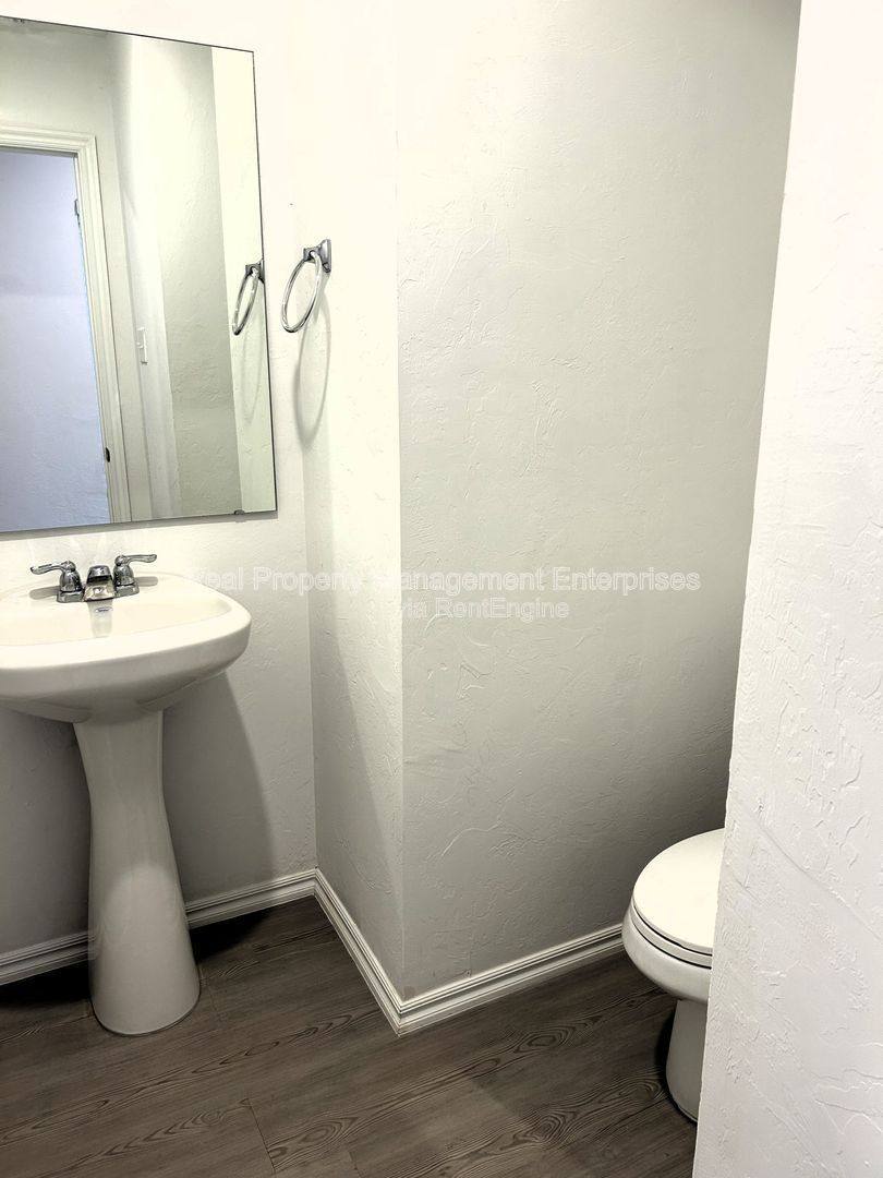 3231 NW 147th Terrace, Oklahoma City, OK 73134 - House For Rent - Image 7