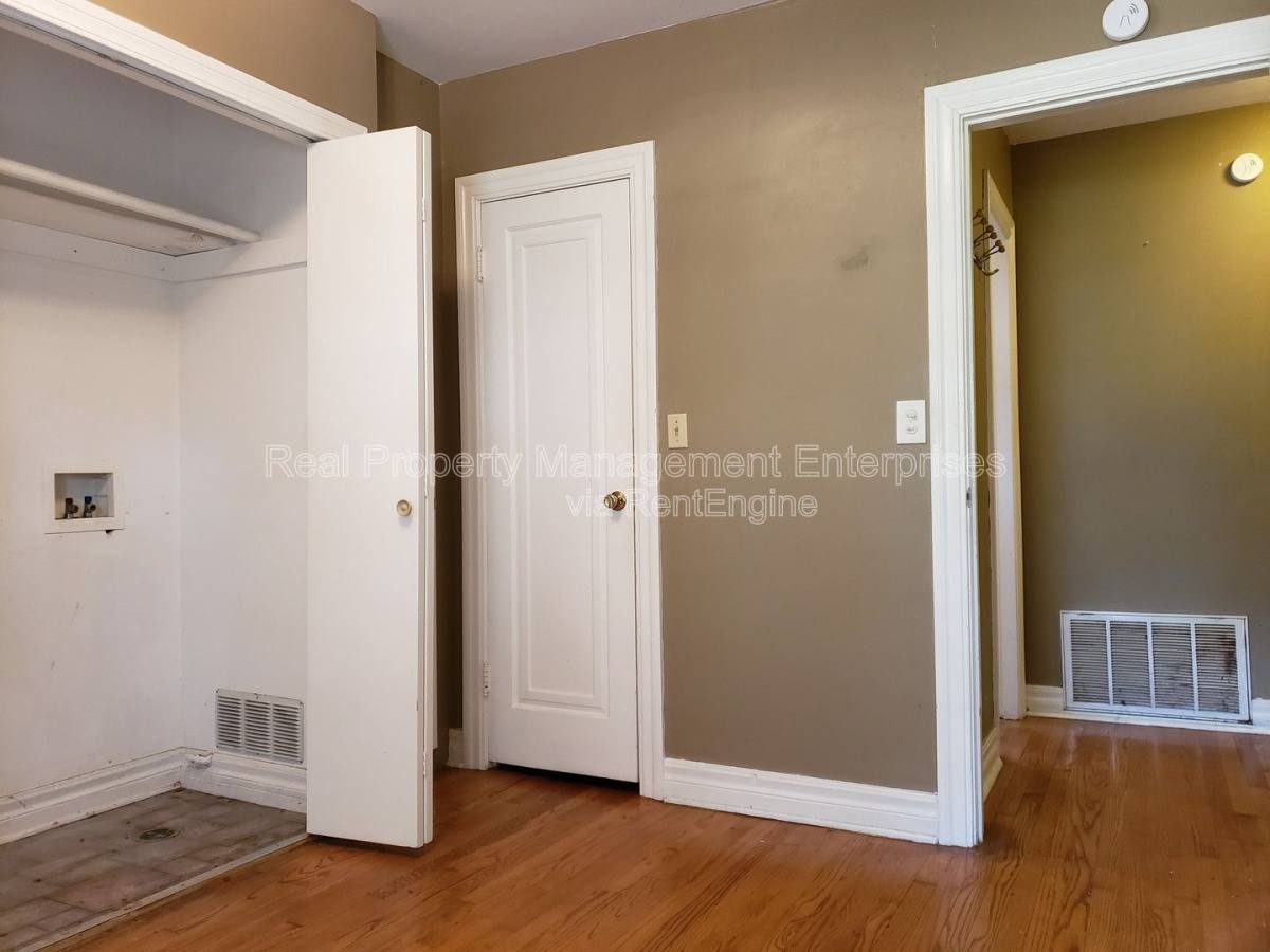 House for rent at 1112 NW 44th St, Oklahoma City, OK 73118