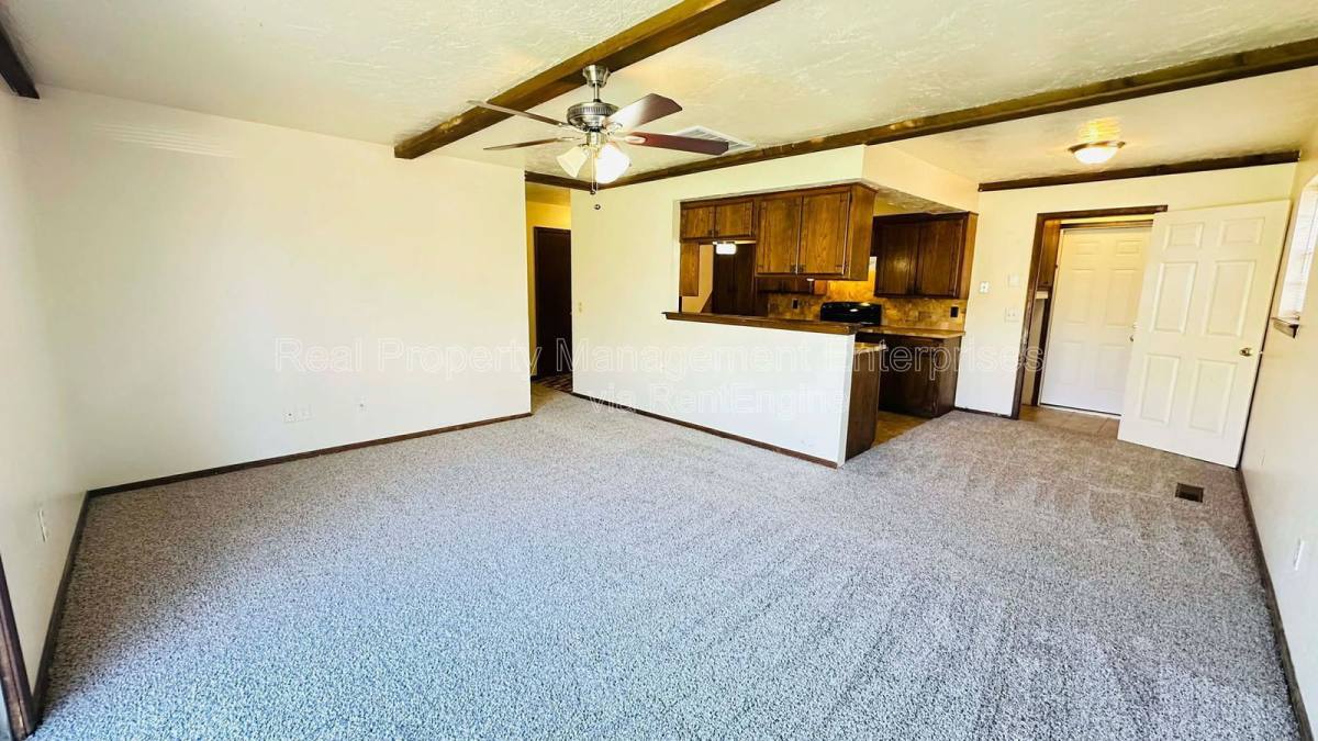 House for rent at 4816 S Fairmont Ave, Oklahoma City, OK 73129