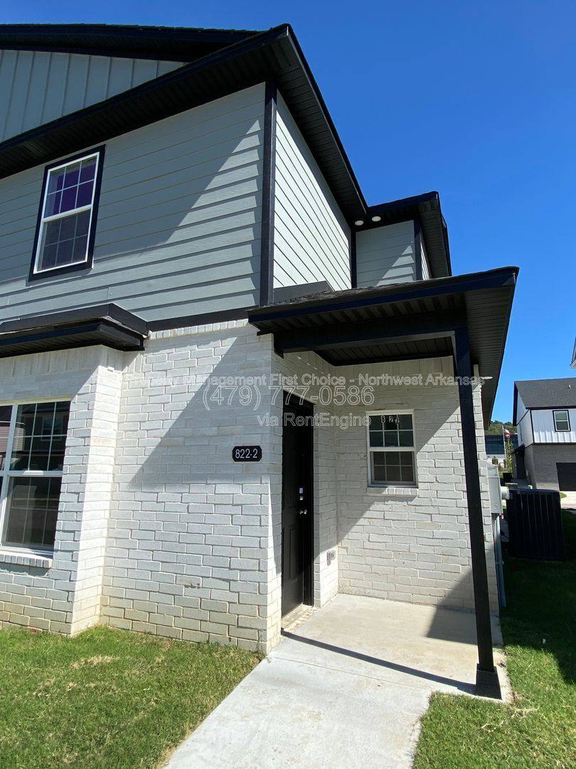 Apartment for rent at 822 S Amarillo Ave #2, Fayetteville, AR 72704