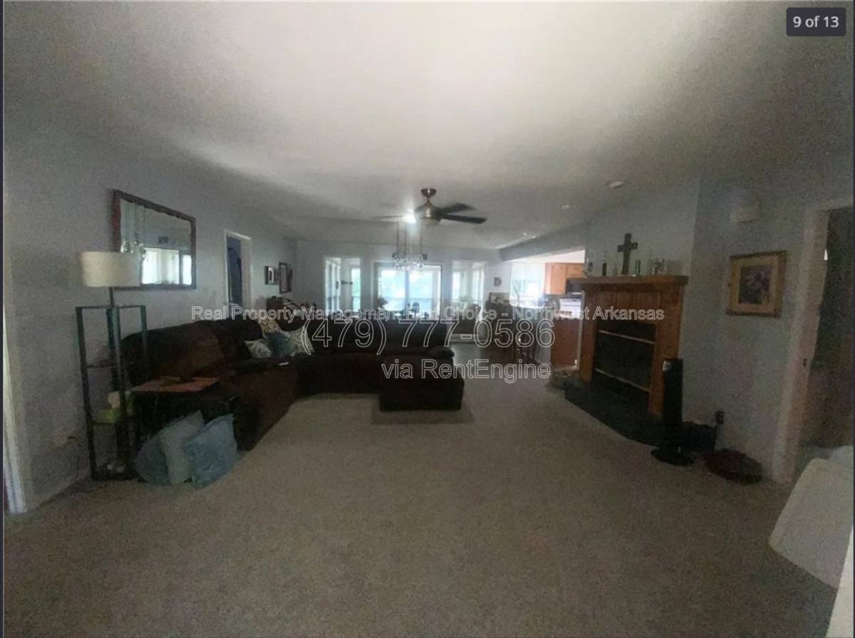 House for rent at 12 Sunderland Dr, Bella Vista, AR 72714