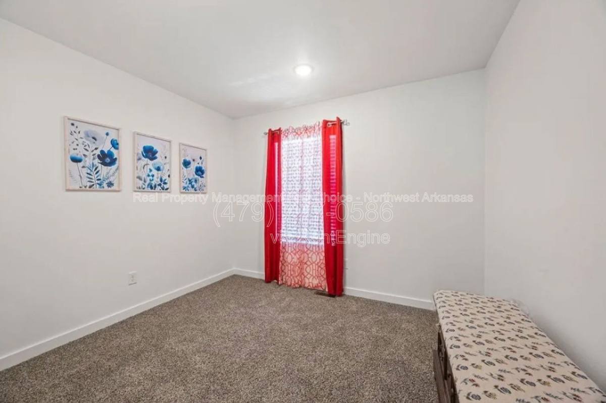Apartment for rent at 1061 Kentucky Ave, Bentonville, AR 72713