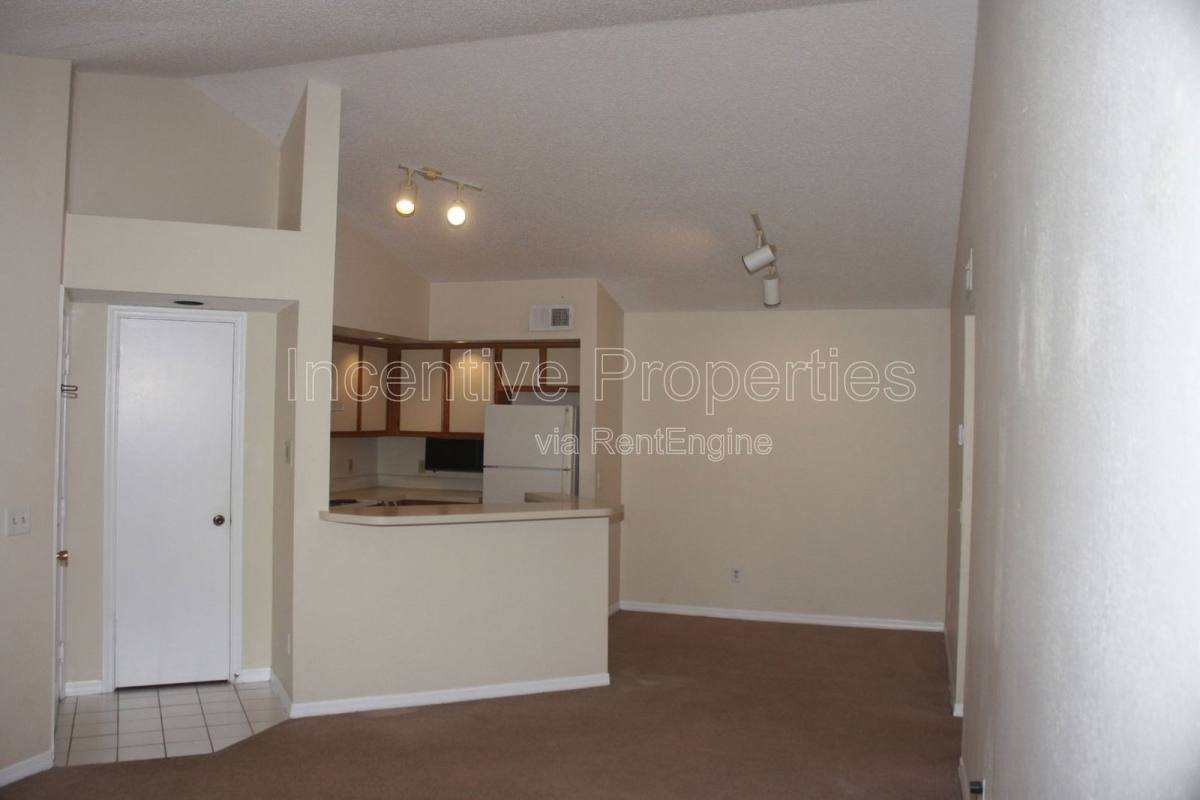 Condo for rent at 4518 Commander Dr #1934, Orlando, FL 32822