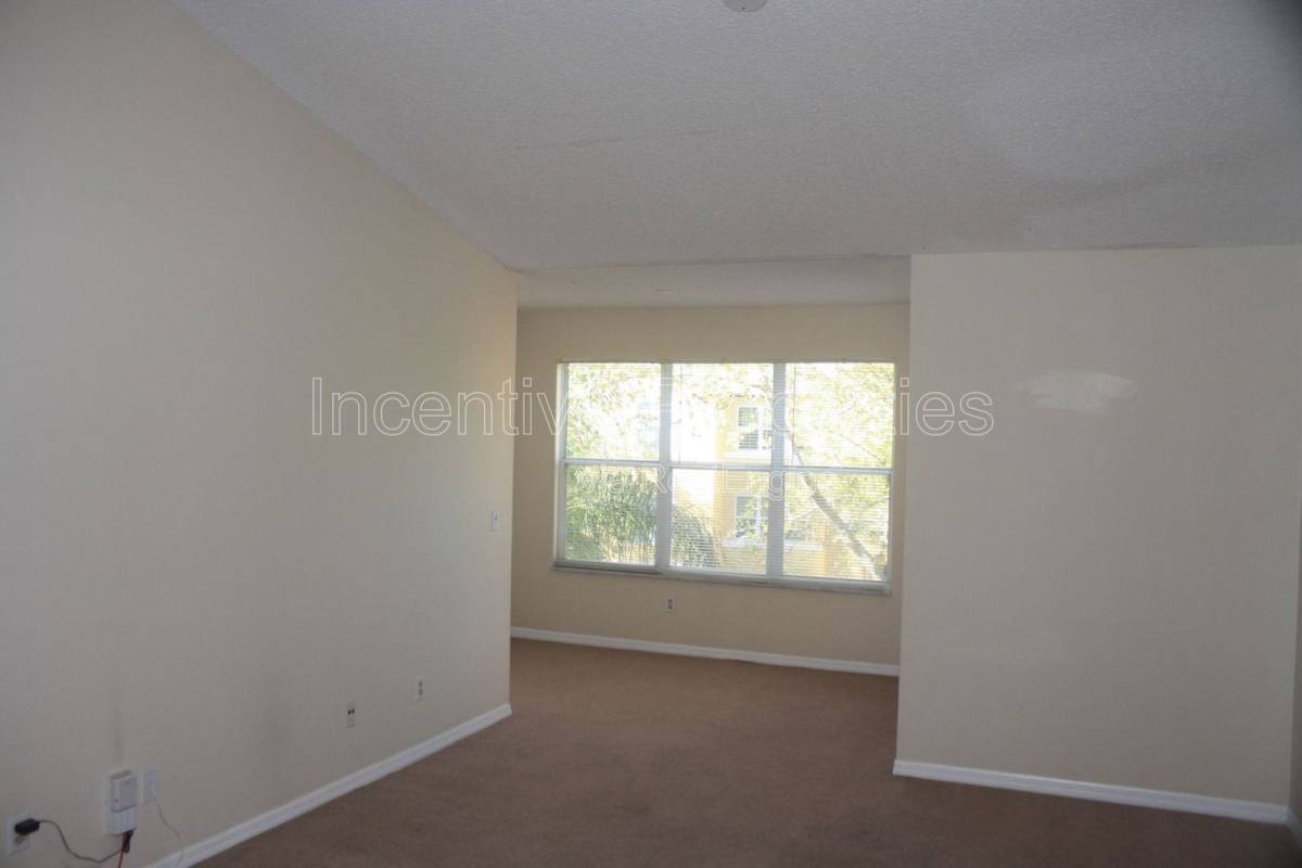 Condo for rent at 4518 Commander Dr #1934, Orlando, FL 32822