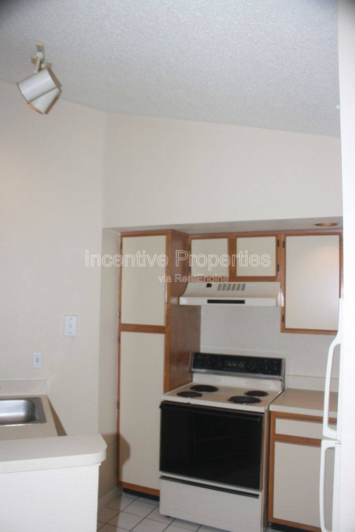 Condo for rent at 4518 Commander Dr #1934, Orlando, FL 32822