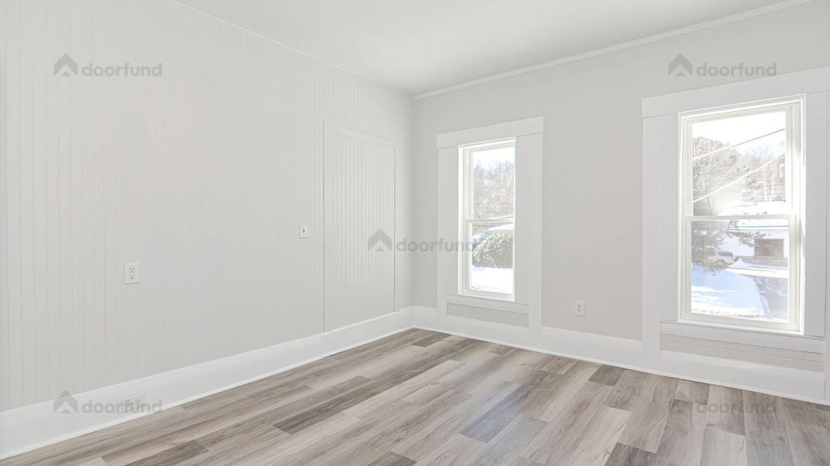 Apartment for rent at 220 S Main St #4, Franklin, NH 03235