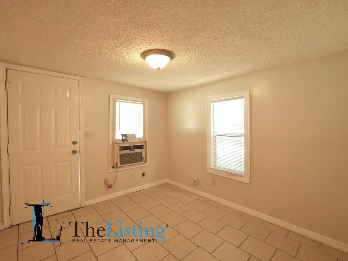 Apartment for rent at 1005 Pine Ave #A, Sanford, FL 32771