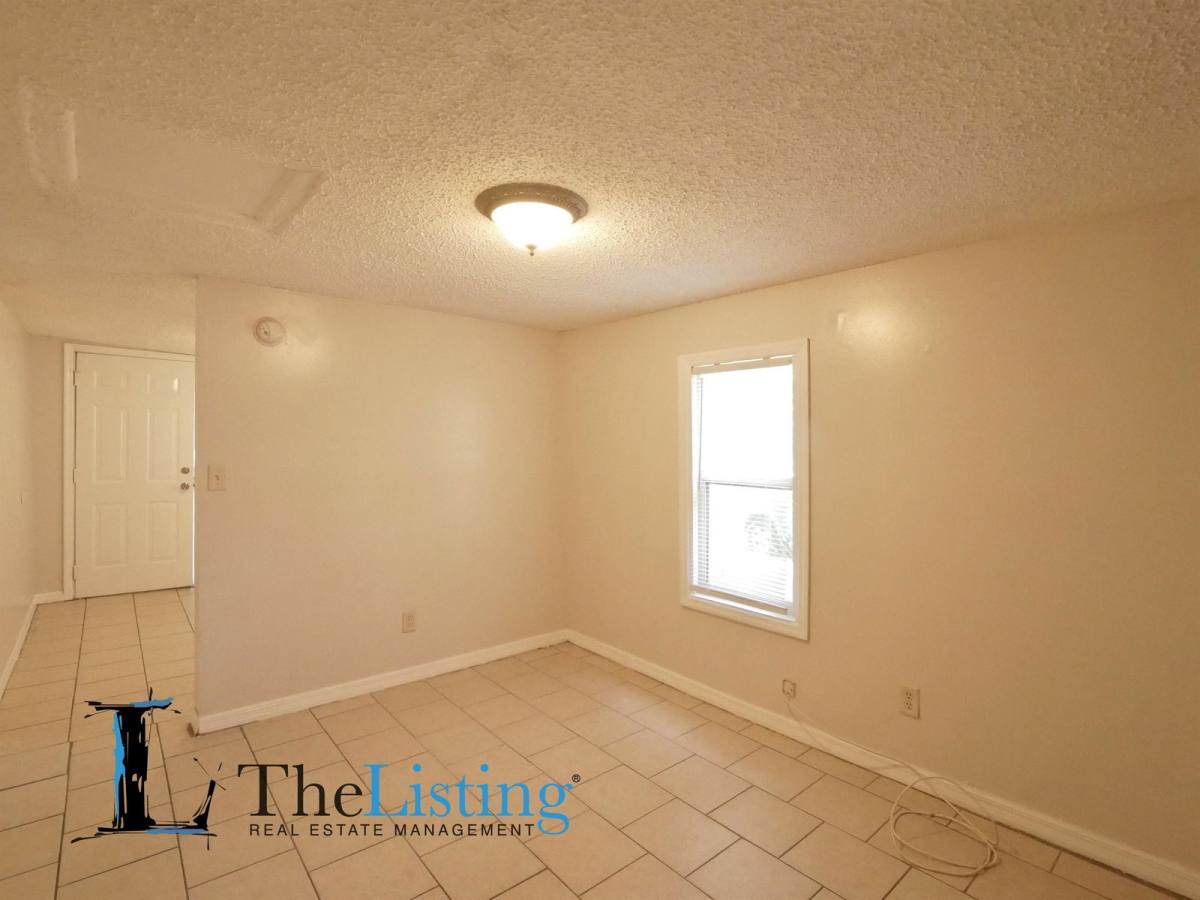Apartment for rent at 1005 Pine Ave #A, Sanford, FL 32771