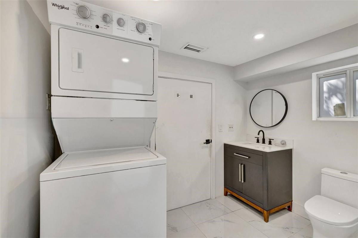 House for rent at 843 SW 20th St, Fort Lauderdale, FL 33315