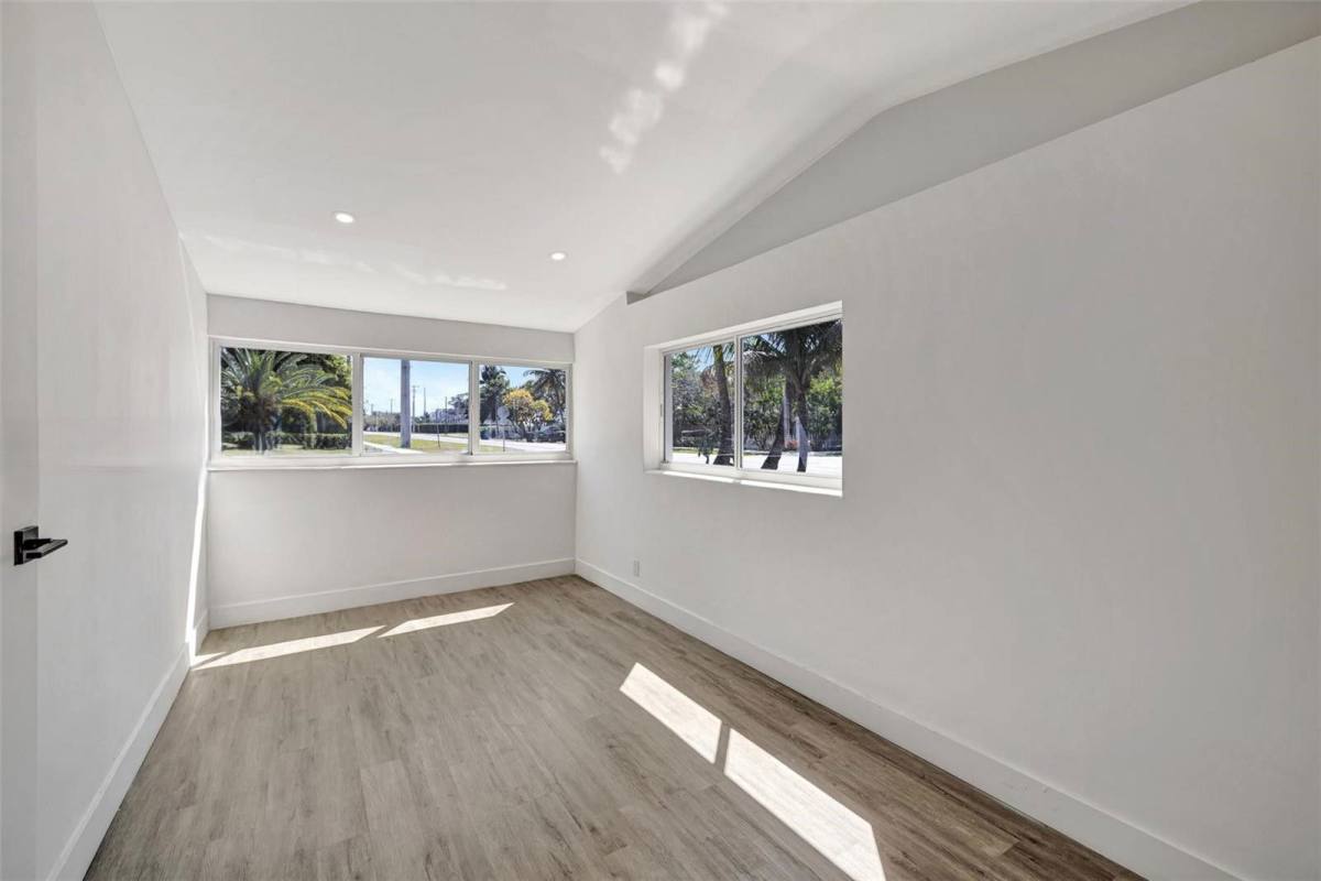 House for rent at 843 SW 20th St, Fort Lauderdale, FL 33315