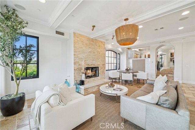 312 Carnation Ave, Corona Del Mar, CA 92625 - House For Rent - Image 5