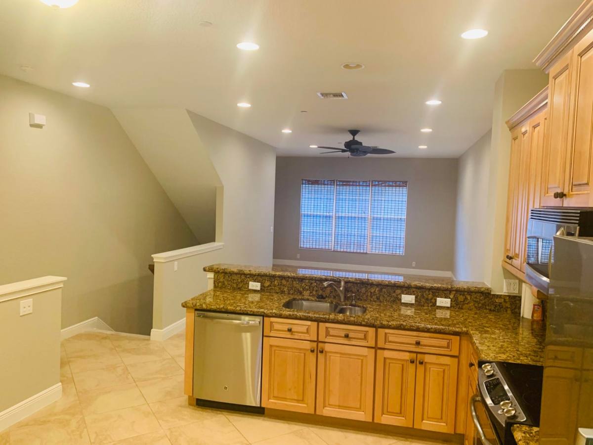 Townhouse for rent at 4805 Sawgrass Breeze Dr, Palm Beach Gardens, FL 33418