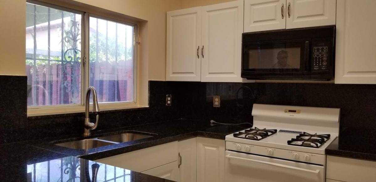 Condo for rent at 9362 NW 121st St #122, Hialeah, FL 33018