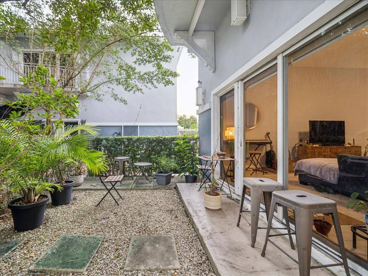 Apartment for rent at 2730 SW 26th St #2, Miami, FL 33133