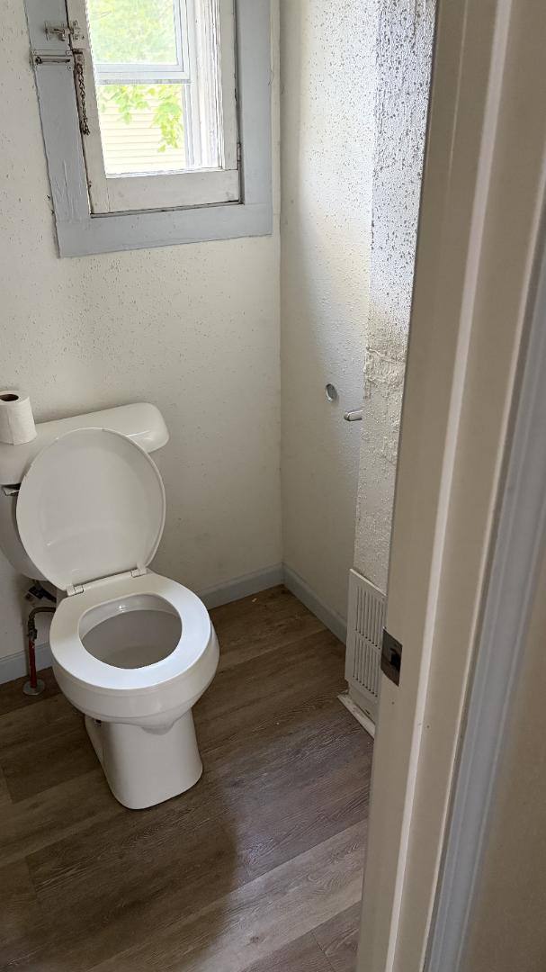 House for rent at 921 Vine St #921, La Crosse, WI 54601