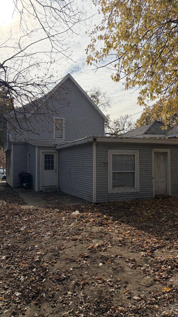 House for rent at 921 Vine St #921, La Crosse, WI 54601
