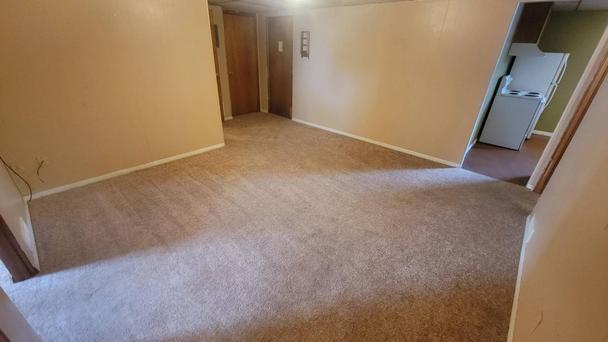Apartment for rent at 1011 Lincoln St #5, Vermillion, SD 57069