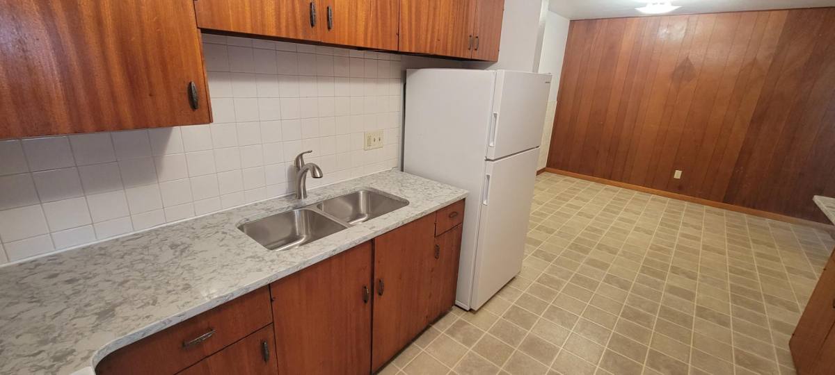 Apartment for rent at 1011 Lincoln St #6, Vermillion, SD 57069