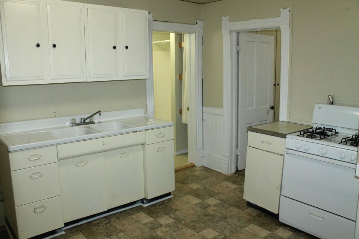 Apartment for rent at 119 Elm St #1, Vermillion, SD 57069