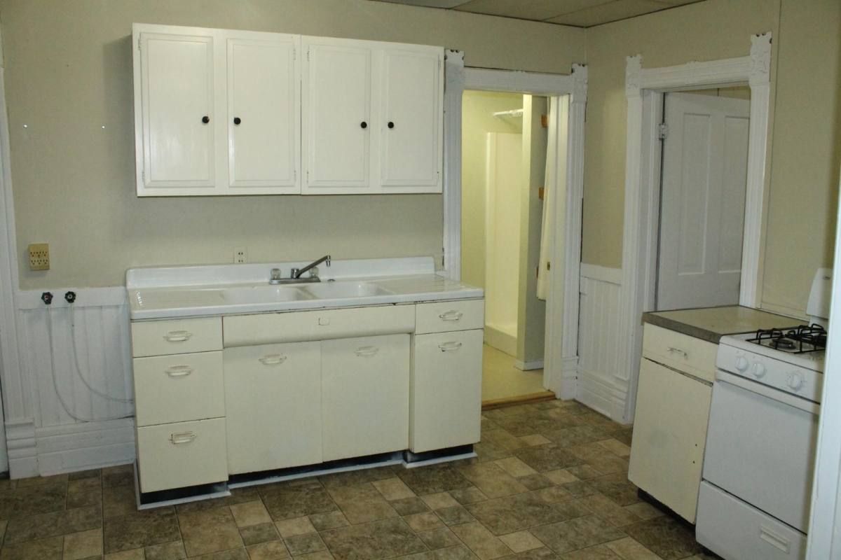 Apartment for rent at 119 Elm St #1, Vermillion, SD 57069