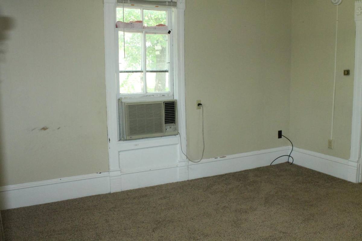 Apartment for rent at 119 Elm St #1, Vermillion, SD 57069