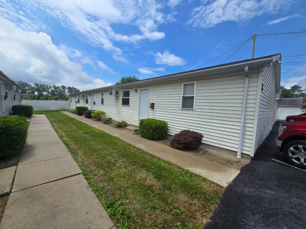 Apartment for rent at 815 W Sandusky St #B, Findlay, OH 45840