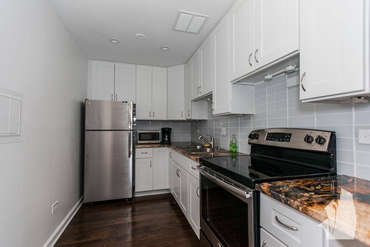 Apartment for rent at 619 Stratford #506, Chicago, IL 60657